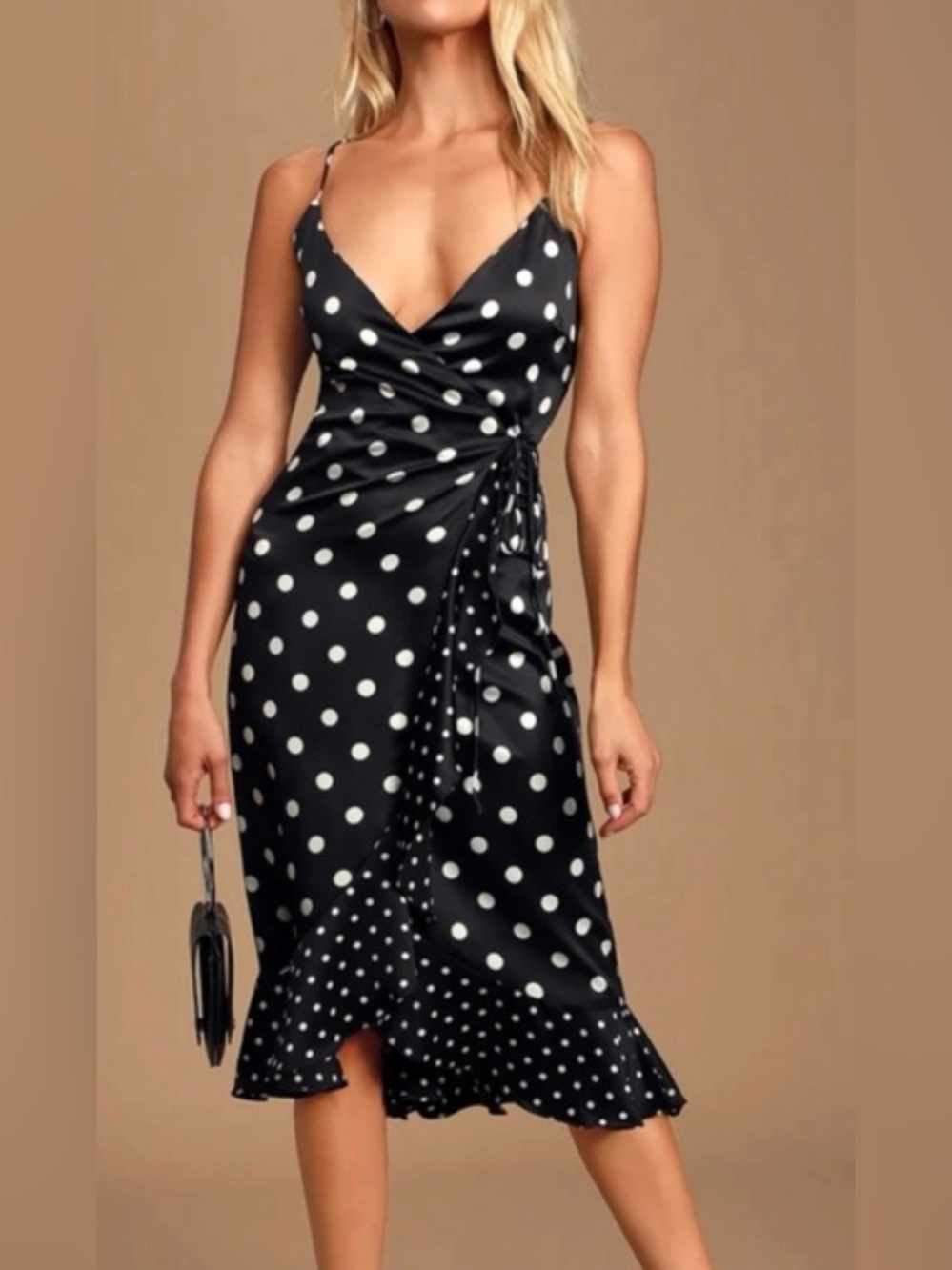 NWTs Lulu’s Black & White Wrap Dress